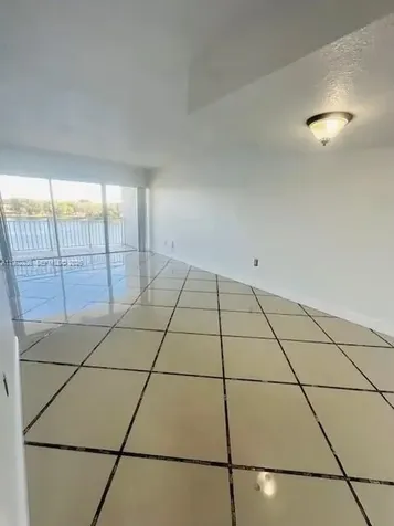 9351 Fontainebleau Boulevard Miami FL 33172