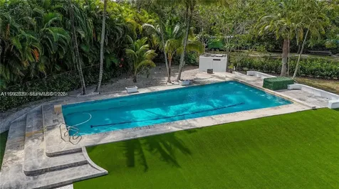8390 SW 64th Street Miami FL 33143