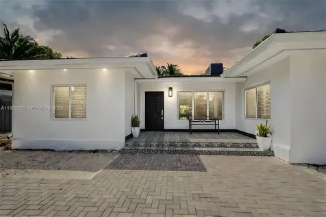 8390 SW 64th Street Miami FL 33143