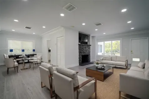 8390 SW 64th Street Miami FL 33143