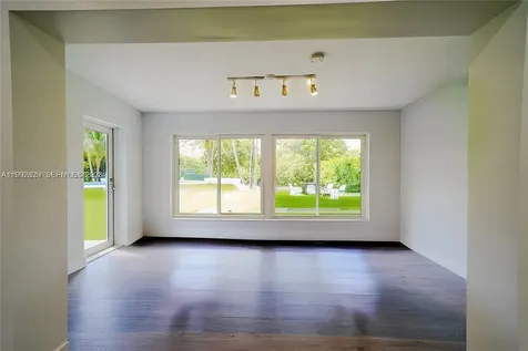 8390 SW 64th Street Miami FL 33143