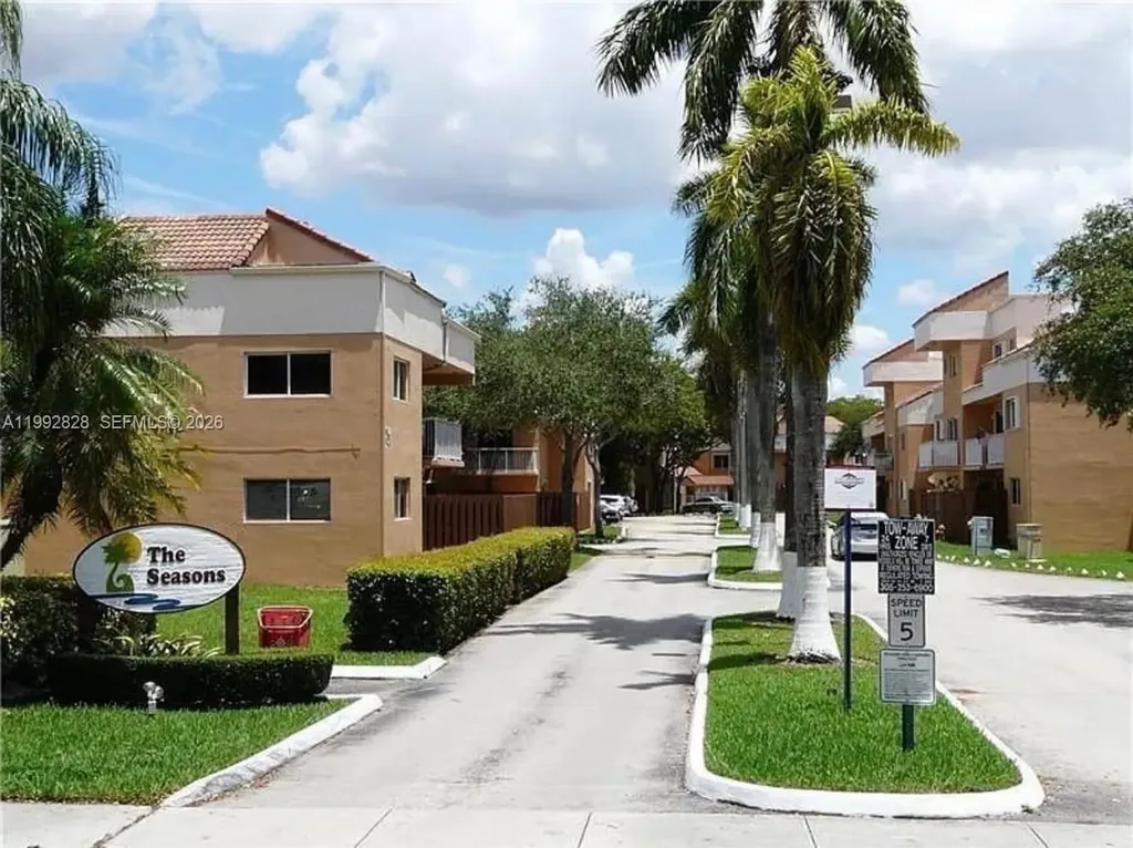 14907 SW 80th Street Miami FL 33193