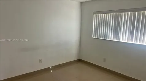 15205 NE 6th Avenue Miami FL 33162