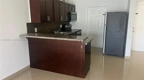 15205 NE 6th Avenue Miami FL 33162