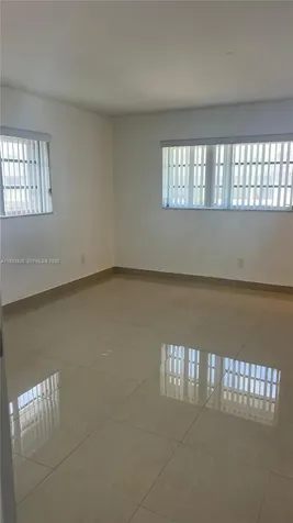 15205 NE 6th Avenue Miami FL 33162