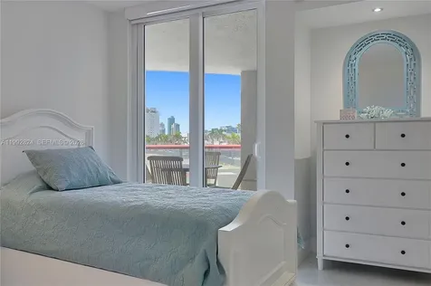 Miami Beach FL 33141