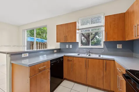 2411 SE 14th Street Homestead FL 33035