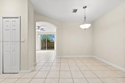 2411 SE 14th Street Homestead FL 33035