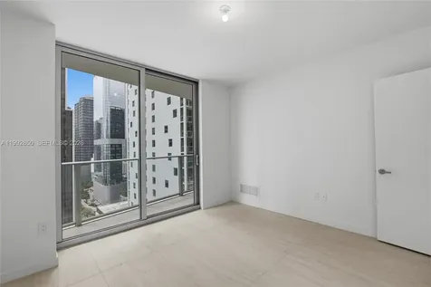 77 SE 5th Street Miami FL 33131