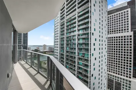 77 SE 5th Street Miami FL 33131