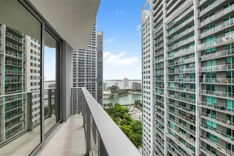 77 SE 5th Street Miami FL 33131