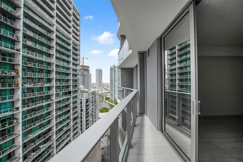 77 SE 5th Street Miami FL 33131