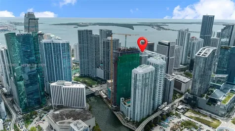 77 SE 5th Street Miami FL 33131