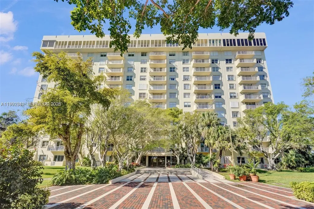 11111 Biscayne Boulevard Miami FL 33181