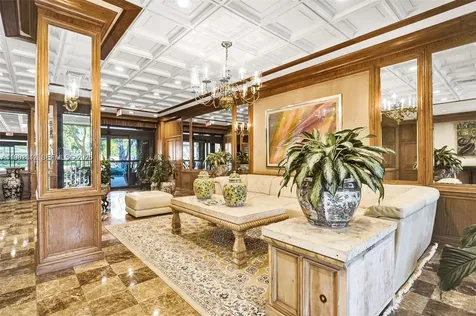 11111 Biscayne Boulevard Miami FL 33181