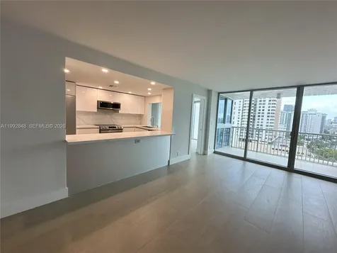 2655 Collins Avenue Miami Beach FL 33140