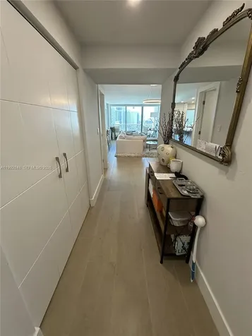 2655 Collins Avenue Miami Beach FL 33140