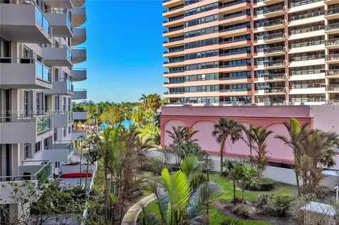 5161 Collins Avenue Miami Beach FL 33140