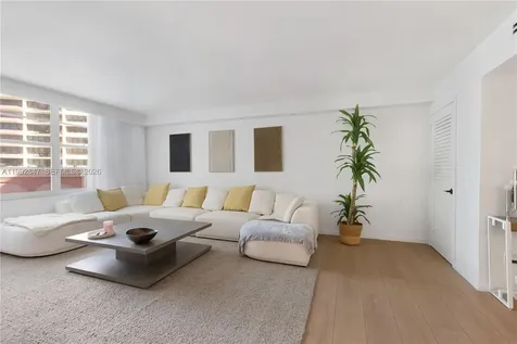 5161 Collins Avenue Miami Beach FL 33140