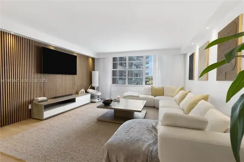 5161 Collins Avenue Miami Beach FL 33140