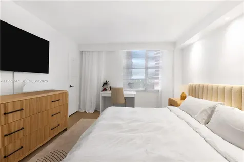5161 Collins Avenue Miami Beach FL 33140