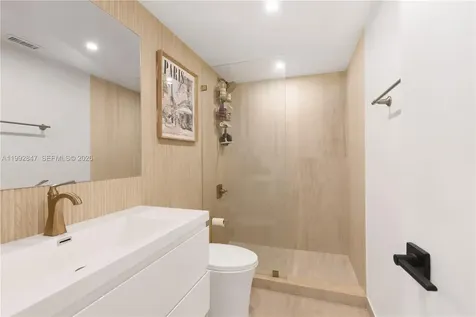 5161 Collins Avenue Miami Beach FL 33140