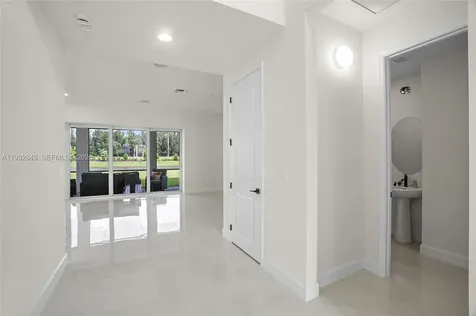 15030 Wildwood Circle Westlake FL 33470