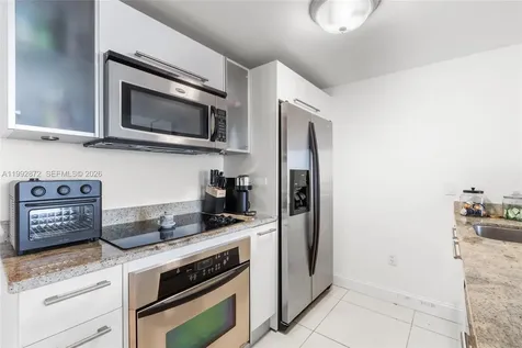 185 SW 7th Street Miami FL 33130