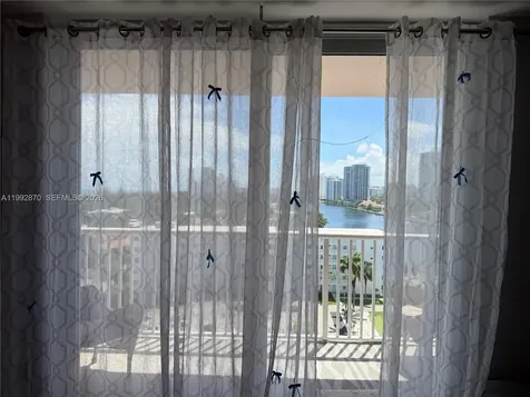 3161 S Ocean Drive Hallandale Beach FL 33009