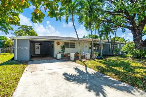 2221 Alcazar Drive Miramar FL 33023