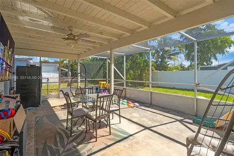 2221 Alcazar Drive Miramar FL 33023