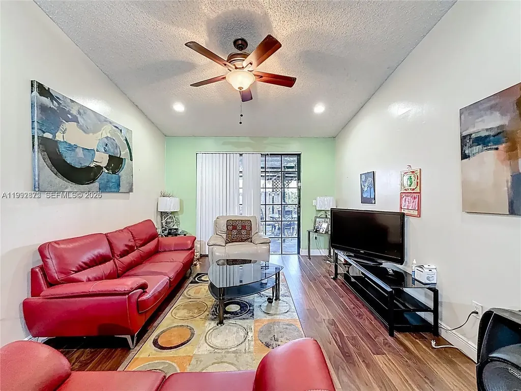 6722 NW 192nd Lane Hialeah FL 33015