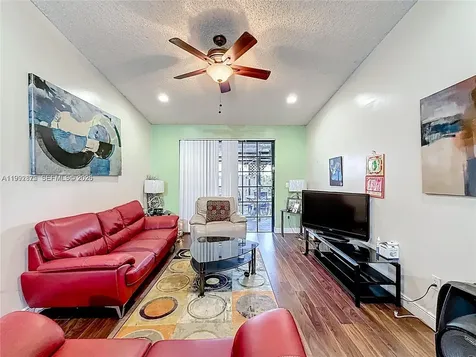 6722 NW 192nd Lane Hialeah FL 33015