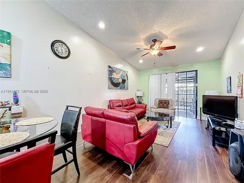 6722 NW 192nd Lane Hialeah FL 33015