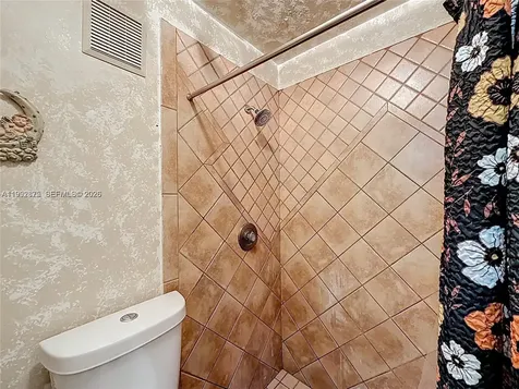 6722 NW 192nd Lane Hialeah FL 33015