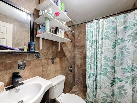 6722 NW 192nd Lane Hialeah FL 33015