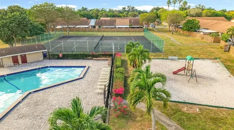 6722 NW 192nd Lane Hialeah FL 33015