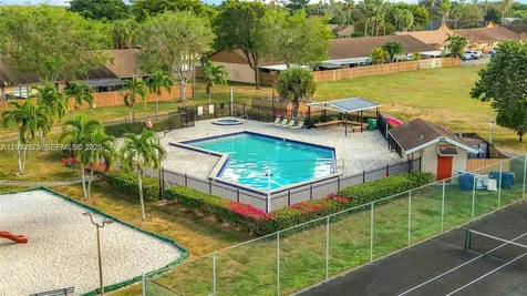 6722 NW 192nd Lane Hialeah FL 33015