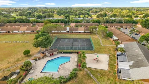 6722 NW 192nd Lane Hialeah FL 33015