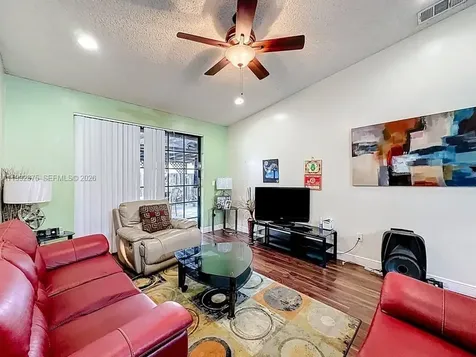 6722 NW 192nd Lane Hialeah FL 33015