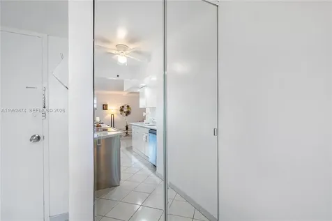 100 Lincoln Road Miami Beach FL 33139