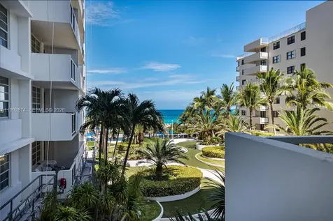 100 Lincoln Road Miami Beach FL 33139