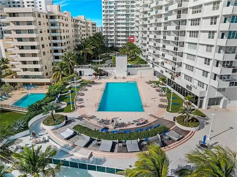 100 Lincoln Road Miami Beach FL 33139