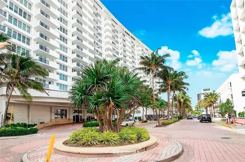 100 Lincoln Road Miami Beach FL 33139