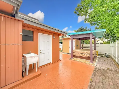 1163 NW 134th Place Miami FL 33182