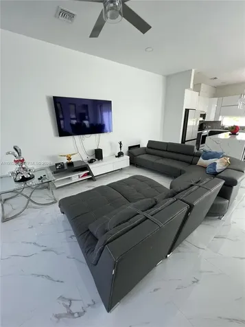 2342 Mckinley Street Hollywood FL 33020