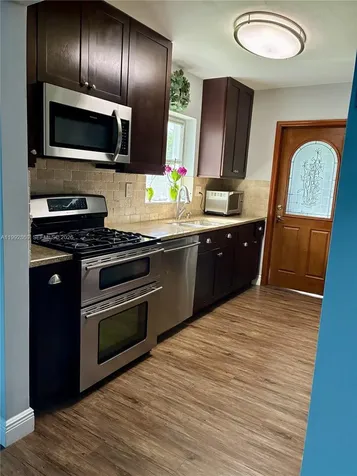 20020 Bel Aire Drive Cutler Bay FL 33189