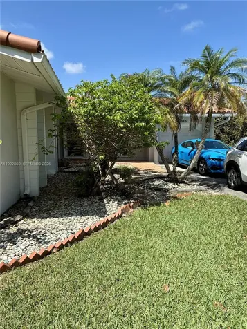 20020 Bel Aire Drive Cutler Bay FL 33189