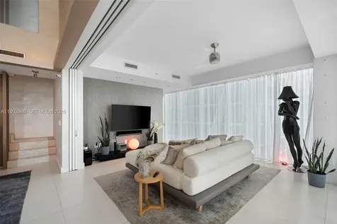 1040 Biscayne Boulevard Miami FL 33132