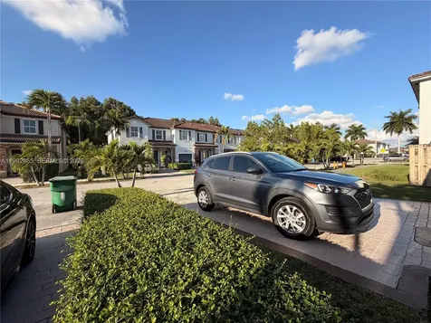 14738 SW 22nd Terrace Miami FL 33185